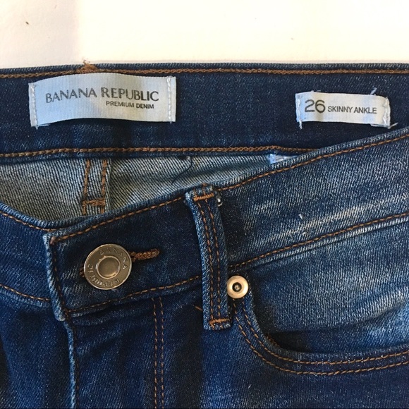 Banana Republic Skinny Ankle Distressed Jeans - Picture 5 of 7